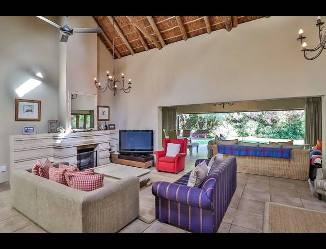 4 BEDROOM HOUSE FOR SALE IN LAKELAND ESTATE
